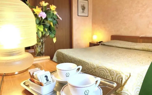 Hotel Ristorante Sasso