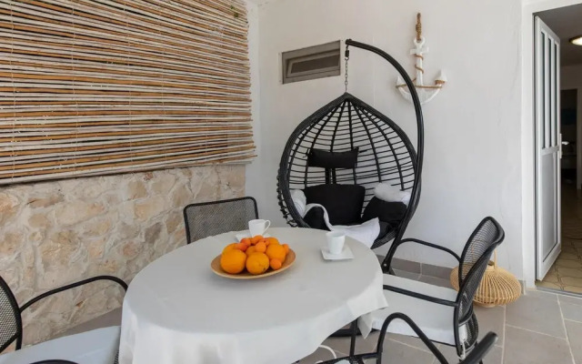 Awesome Apartment in Klek With Wifi and 2 Bedrooms