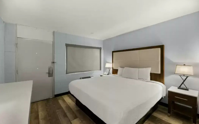 Rodeway Inn