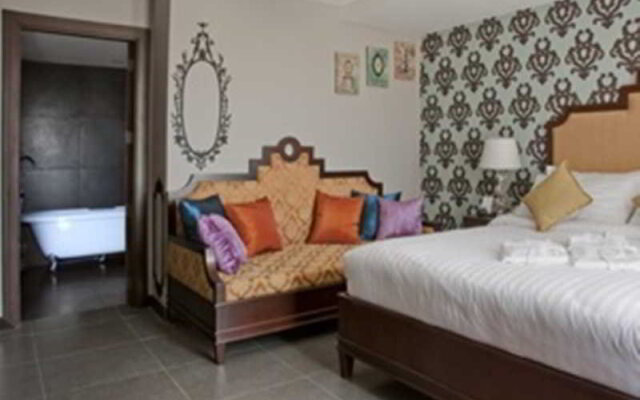 Basilisk Hotel