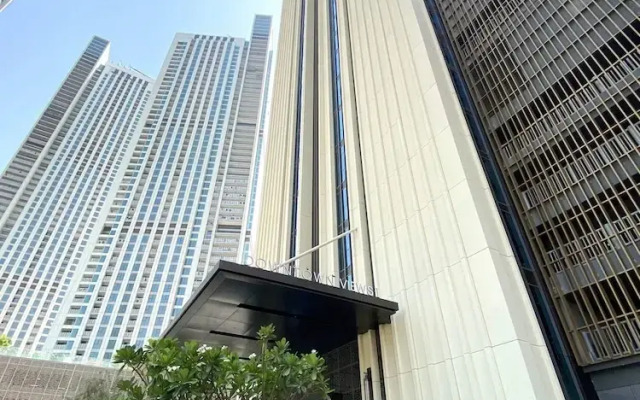 Silkhaus Elegant Pad With Balcony Pool Gym