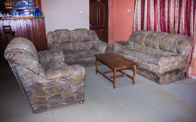 Moye Hotel