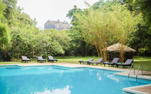 Greenwood Hotel Sigiriya