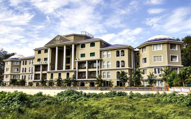 The Golden Suites & Spa Calangute Hotel