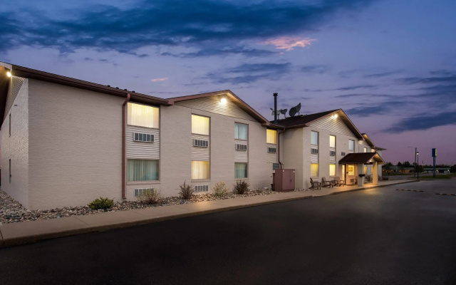 Super 8 by Wyndham Perham
