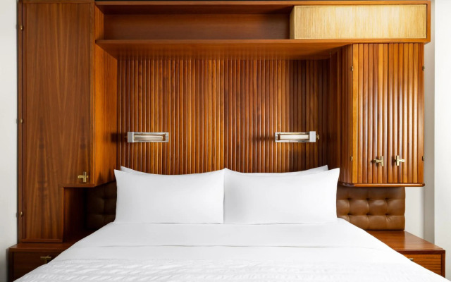 Le Meridien New York, Central Park