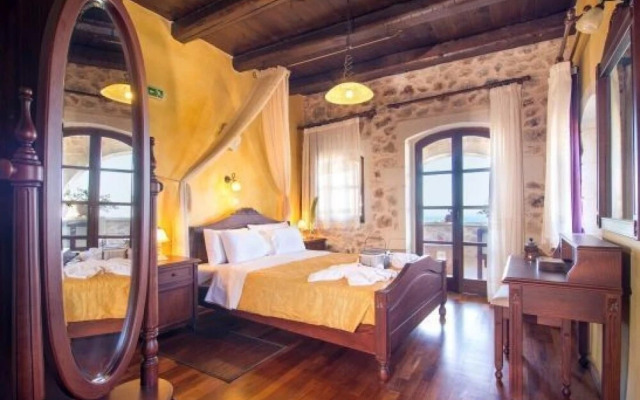Samonas Traditional Villas Purple Villa Malotira - 85m Maisonette