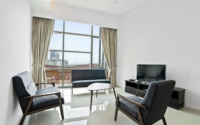 Deluxe2 Paradigm Mall