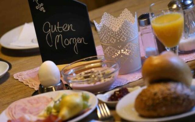 Gasthof Hotel Weinbau "Zum Goldenen Ochsen"