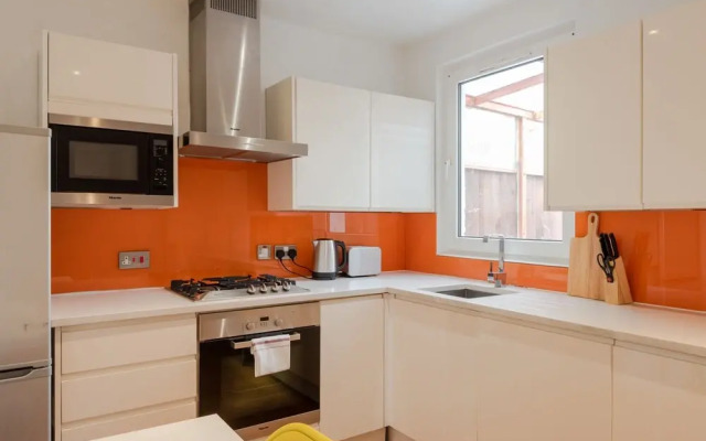 Fantastic 2 bed With Garden, Greenwich