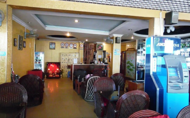 River Star Hotel