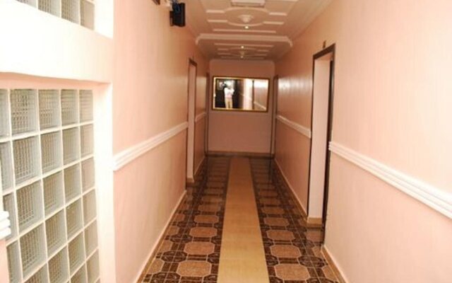 Valley Point Hotel & Suites