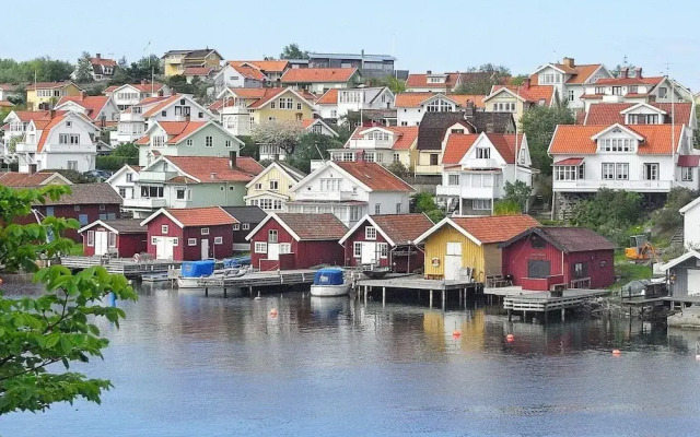 9 Person Holiday Home in Fiskebackskil