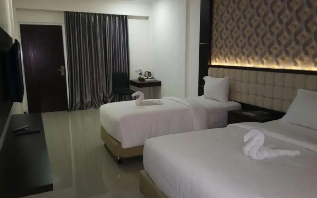 Sindoro Hotel Cilacap by Conary