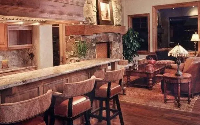 Grand Lodge at Empire Pass