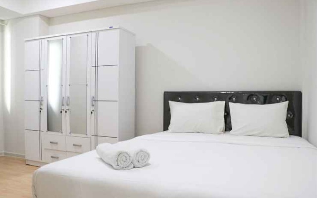 Comfort and Clean 2BR at Daan Mogot City Apartment By Travelio – Guest Rooms – Jakarta