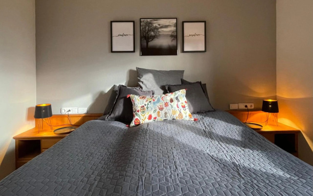 Wunderschöne Wohnung mit Balkon und Blick auf die Alpen