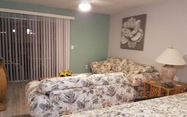 2BR/1BA Sienna Park Apartment