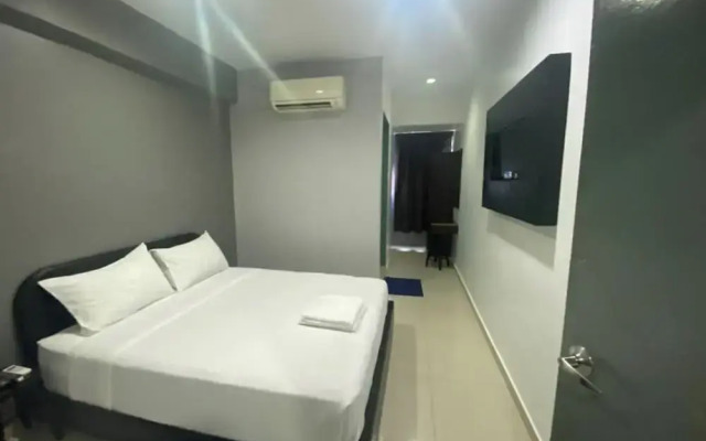 OYO 90849 Hotel Hanarilla