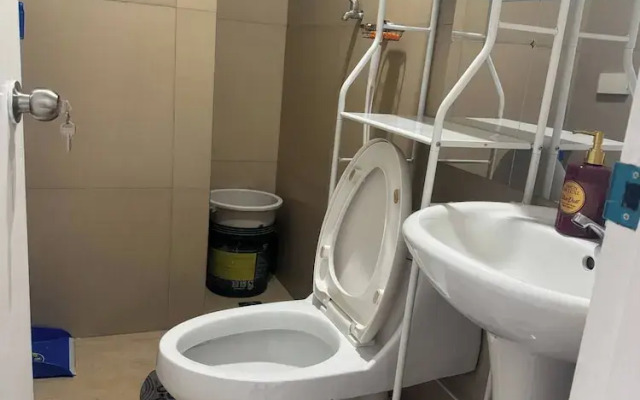 BGC Cheap Condo in BGC 5thavenue -23rd Street