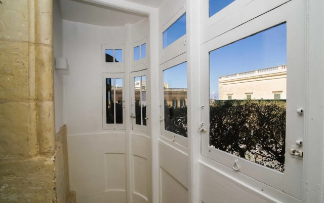 U Collection Suites & Apartments
