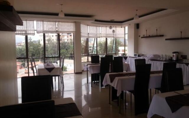 Adara Suites Apart Hotel