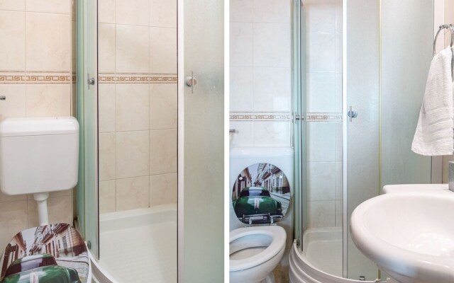 Restful Apartment in Mastrinka near Beach & Town Center