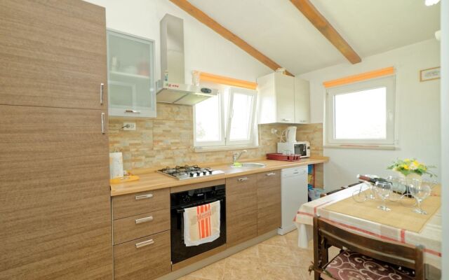 Apartment Mirijana Stinjan / One Bedroom A1