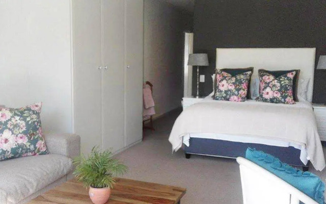 Sunset Lodge Guest House