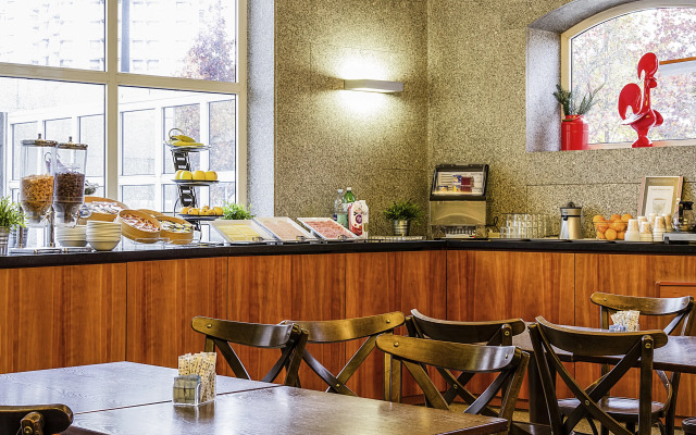Ibis Guimaraes