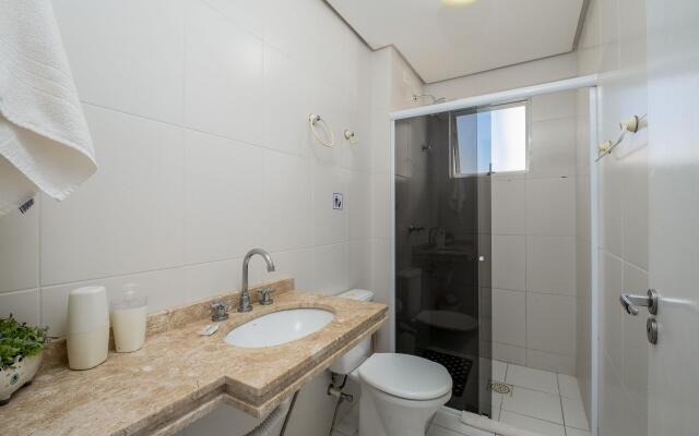 Apto com piscina a 2min da praia CAC106