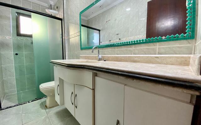 A201 - Vista Mar | 3 Quartos c/ Wifi e Churrasqueira