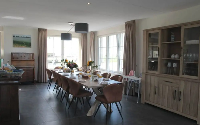 Beautiful Villa Near the Beach of Cadzand