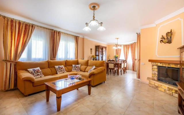Villa Trebol