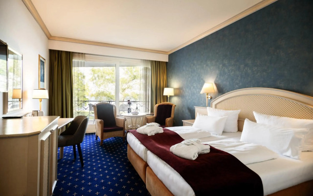 Hotel Dieksee - Collection by Ligula