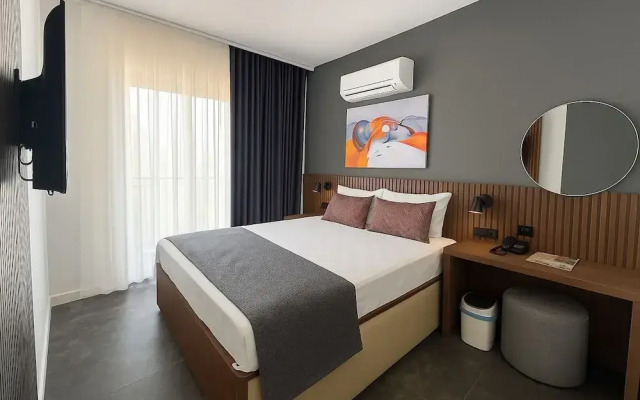 Wolf Of The City Hotel & Spa