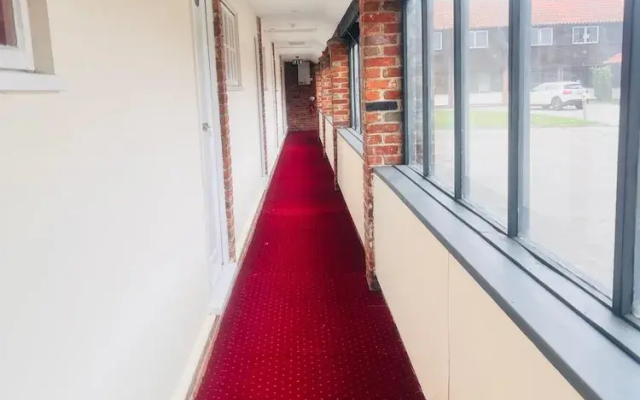 Rivenhall End Hotel