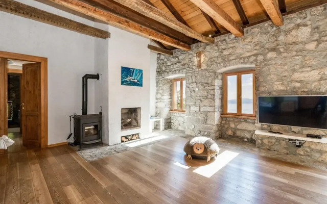 Awesome Home in Poljane With 3 Bedrooms, Wifi and Outdoor Swimming Pool