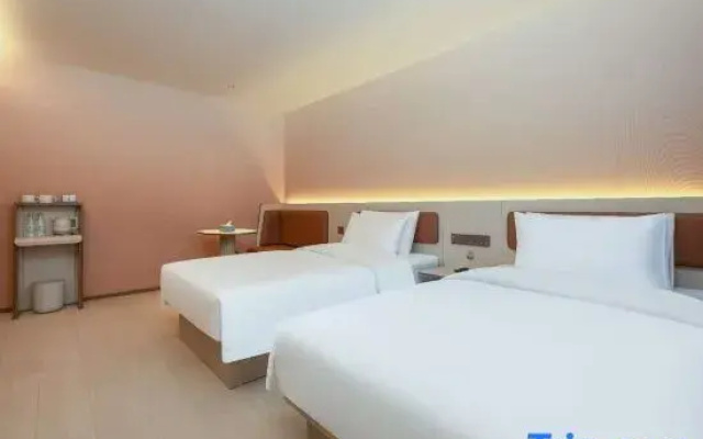 HanTing Taiyuan Shanxi Sports Center Hotel