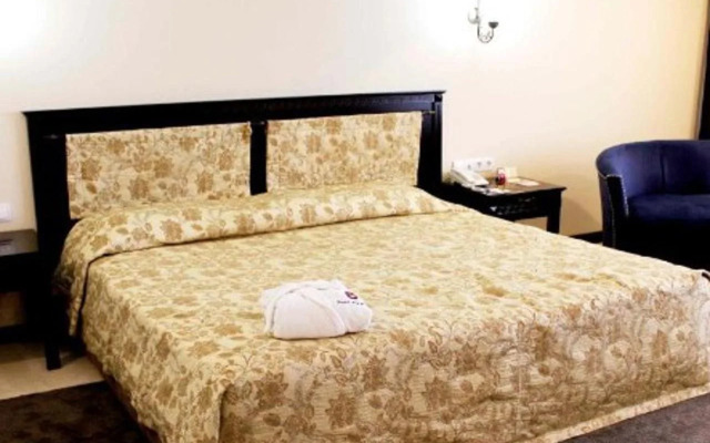 Отель Grand Mir