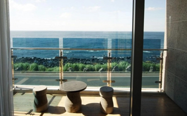 Pension Jeju Picnic Story