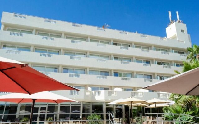 Paraiso Beach Hotel