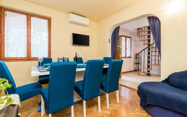 Amazing Home in Karlobag With 3 Bedrooms and Wifi