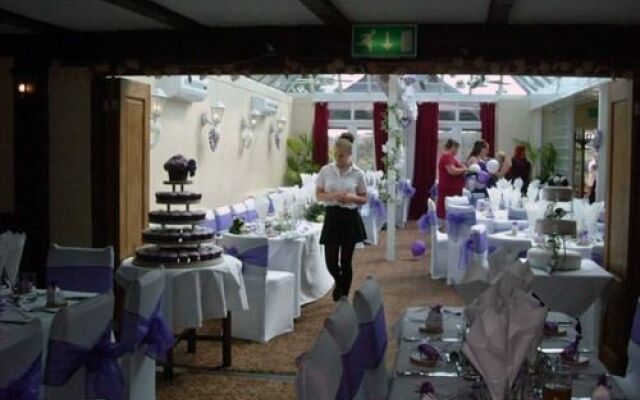 The Bear Inn and Burwash Motel