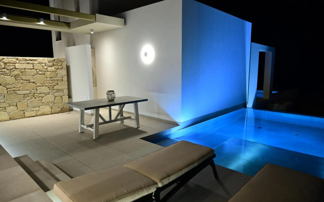 Kavos Hotel