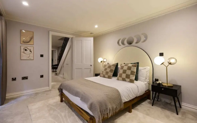 The Bayswater Retreat - Adorable 3bdr Flat With Balcony
