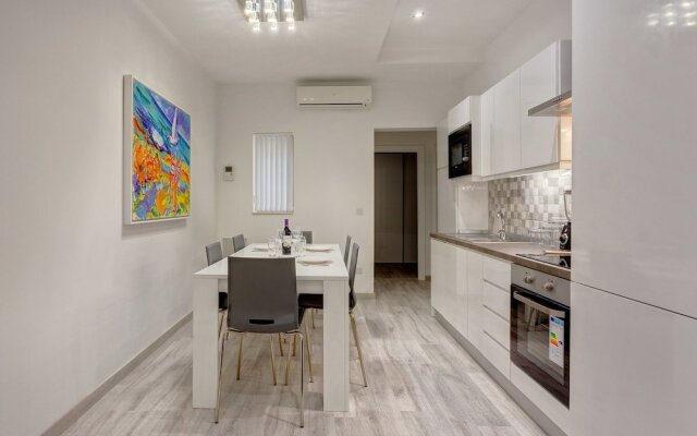 Modern Apartment in the Best Area of Sliema