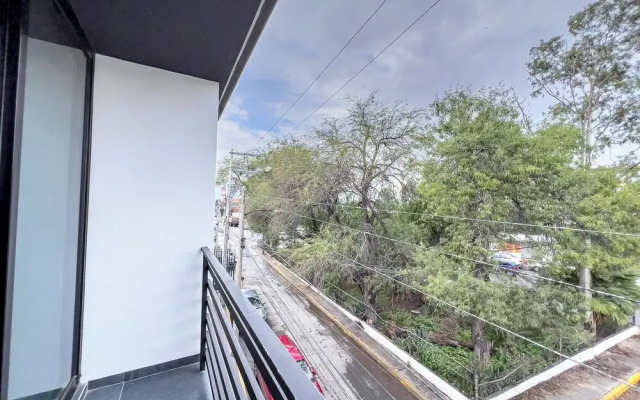Cozy Apartment for 4 Guests with Parking