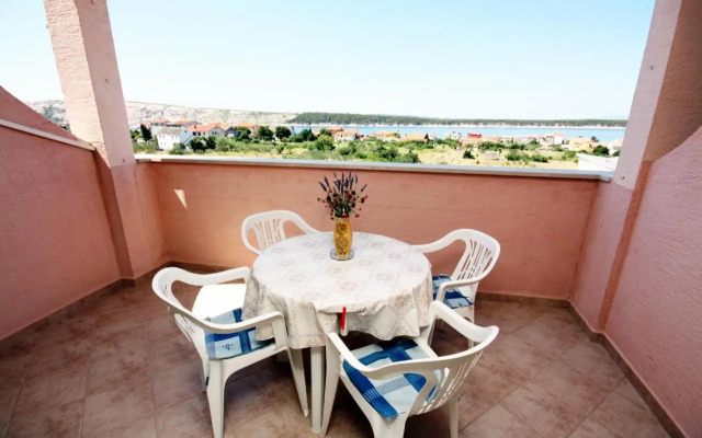 Apartments and rooms with parking space Barbat, Rab - 5070