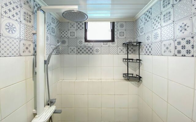 Modern And Homey 1Br At Kebagusan City Apartment